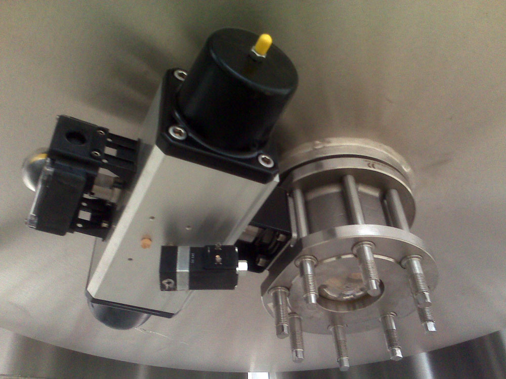 氣動球閥在涂料生產(chǎn)行業(yè)原料的準備與進料工藝上的應(yīng)用